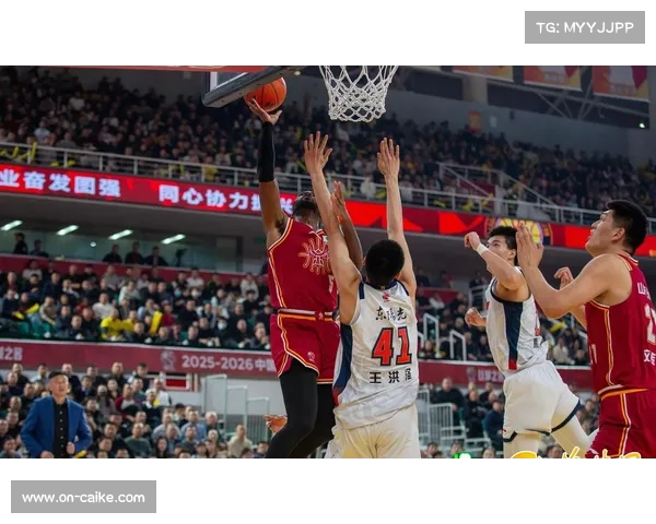 上海迎战广厦，榜首之争白热化